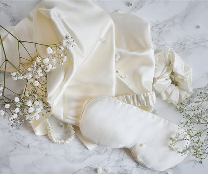 Adult Beauty Sleep Gift Set - Pillowcase, Eye Mask & Scrunchies | Ivory Cream